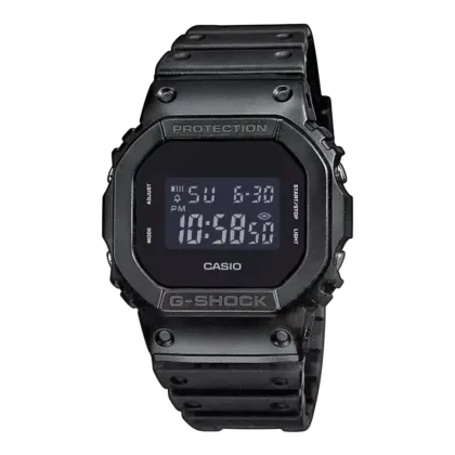 DW5600UBB1ER vue de face corrigee